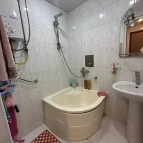 In Baku 89.0 m² apartment is for rent - Image 5