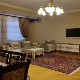 In Baku 115.0 m² apartment is for rent - Image 5