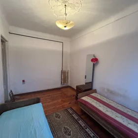 In Baku 100.0 m² apartment is for rent - Image 4