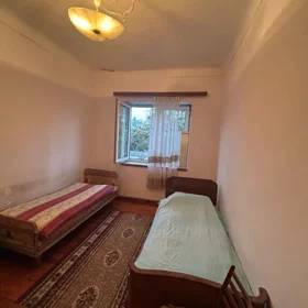 In Baku 100.0 m² apartment is for rent - Image 5