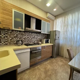 In Baku 100.0 m² apartment is for rent - Image 4