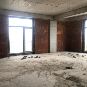 In Baku 195.0 m² apartment is for sale - Image 2
