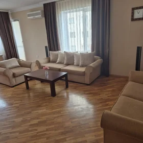 In Baku 75.0 m² apartment is for rent - Image 3