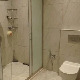 In Baku 140.0 m² apartment is for rent - Image 4