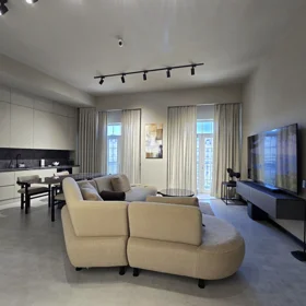 In Baku 137.0 m² apartment is for rent - Image 2