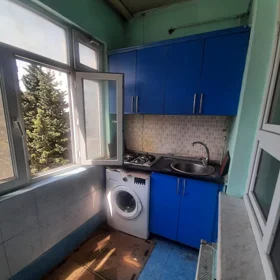 In Baku 70.0 m² apartment is for rent - Image 4