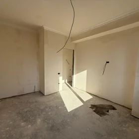 In Baku 74.0 m² apartment is for sale - Image 3