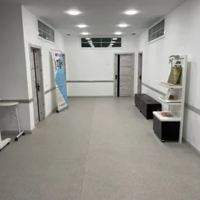 Baku-da 330.0 m2 ofis kirayə verilir - Şəkil 4