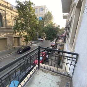 Baku-da 90.0 m2 mənzil kirayə verilir - Şəkil 3