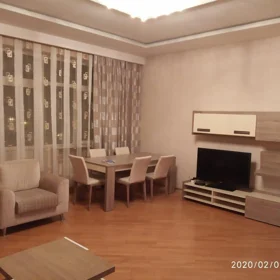 Baku-da 160.0 m2 mənzil kirayə verilir - Şəkil 2