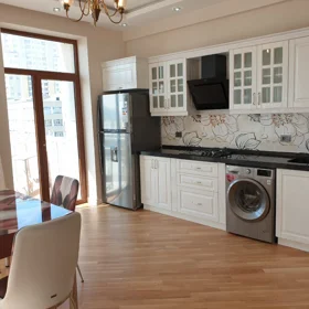 Baku-da 90.0 m2 mənzil kirayə verilir - Şəkil 3
