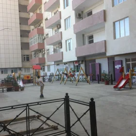 Baku-da 130.0 m2 mənzil kirayə verilir - Şəkil 2