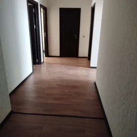 Sumgayit-da 90.0 m2 mənzil satılır - Şəkil 2