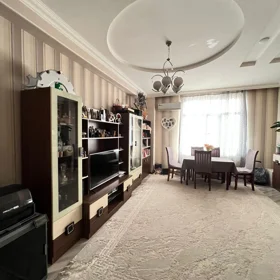 Baku-da 110.0 m2 mənzil kirayə verilir - Şəkil 3