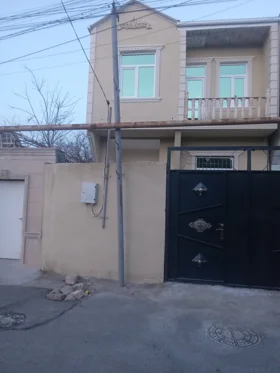 In Khirdalan 90.0 m² house with 4.0 rooms is for sale - Image 2