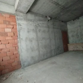 In Baku 148.0 m² apartment is for sale - Image 4