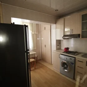 In Baku 110.0 m² apartment is for rent - Image 3