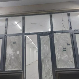 In Baku 180.0 m² commercial is for rent - Image 2