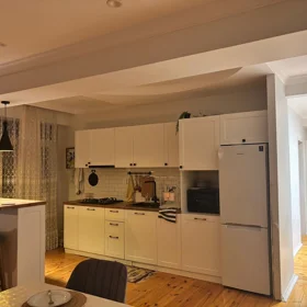 In Baku 84.0 m² apartment is for rent - Image 2