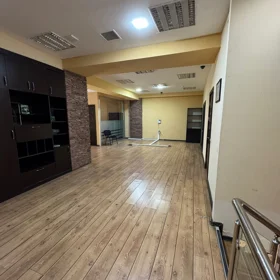 In Baku 167.0 m² commercial is for rent - Image 2