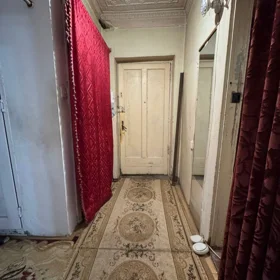 In Baku 50.0 m² apartment is for sale - Image 3