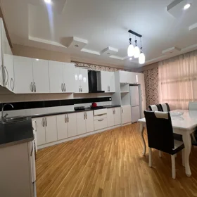 Baku-da 150.0 m2 mənzil kirayə verilir - Şəkil 4