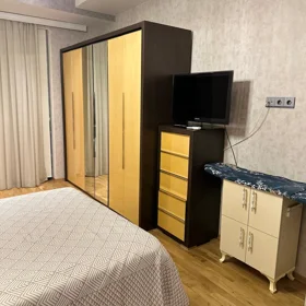 In Baku 125.0 m² apartment is for rent - Image 3