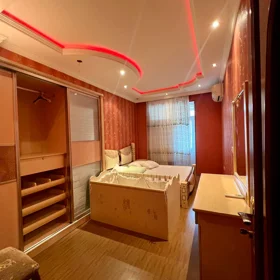 In Baku 100.0 m² apartment is for rent - Image 4