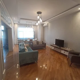 In Baku 137.0 m² apartment is for rent - Image 3