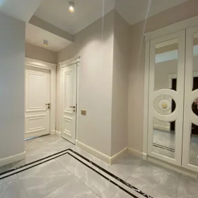 In Baku 170.0 m² apartment is for sale - Image 5