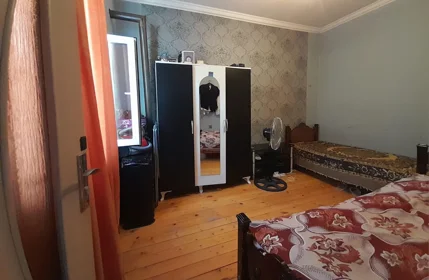 In Baku 50.0 m² house with 2.0 rooms is for sale - Image 3