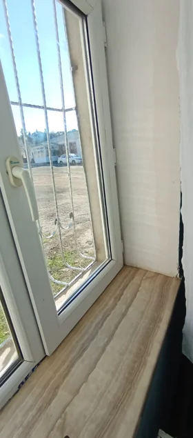 In Baku 68.0 m² house with 3.0 rooms is for sale - Image 2