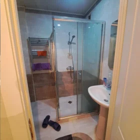 In Khirdalan 70.0 m² apartment is for rent - Image 4