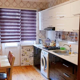 In Baku 80.0 m² apartment is for rent - Image 5