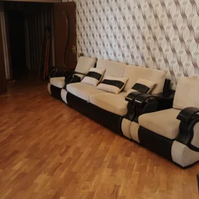 In Baku 105.0 m² apartment is for rent - Image 2