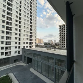 In Baku 70.0 m² apartment is for rent - Image 2