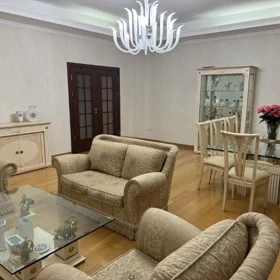 In Baku 186.0 m² apartment is for sale - Изображение 3