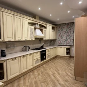 In Baku 186.0 m² apartment is for sale - Изображение 5