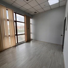 In Baku 135.0 m² office is for rent - Изображение 2