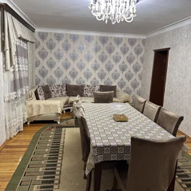 In Baku 80.0 m² apartment is for sale - Image 2