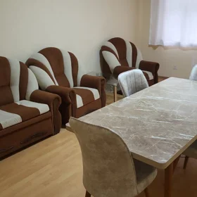 In Baku 65.0 m² apartment is for rent - Image 2
