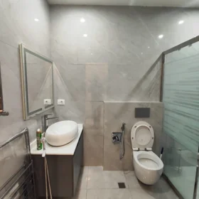 In Baku 95.0 m² apartment is for rent - Image 4