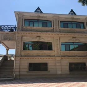 In Khirdalan 200.0 m² house with 9.0 rooms is for rent - Image 2