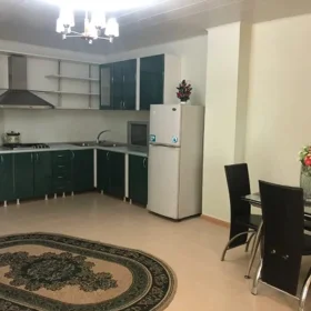 In Khirdalan 200.0 m² house with 9.0 rooms is for rent - Image 5