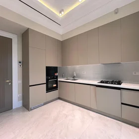 In Baku 200.0 m² apartment is for rent - Image 5