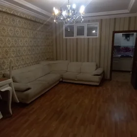 In Baku 70.0 m² house with 2.0 rooms is for rent - Image 2