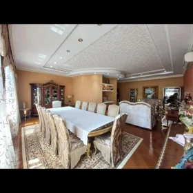 In Baku 470.0 m² house with 7.0 rooms is for rent - Image 2