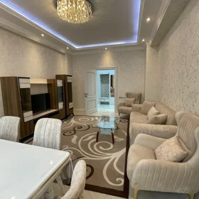 In Baku 130.0 m² apartment is for rent - Image 2