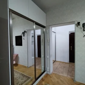 In Baku 130.0 m² apartment is for sale - Image 2