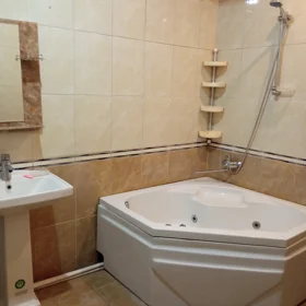In Baku 150.0 m² apartment is for sale - Image 5